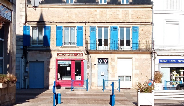 20min Poitiers city center apartment close to all amenities and attractions