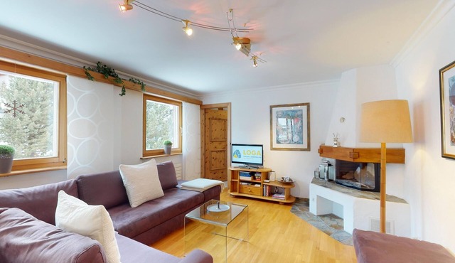 2½ -room apartment on the first floor, with lift.