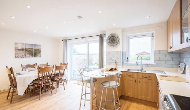 21 Chapel Road, Wrentham