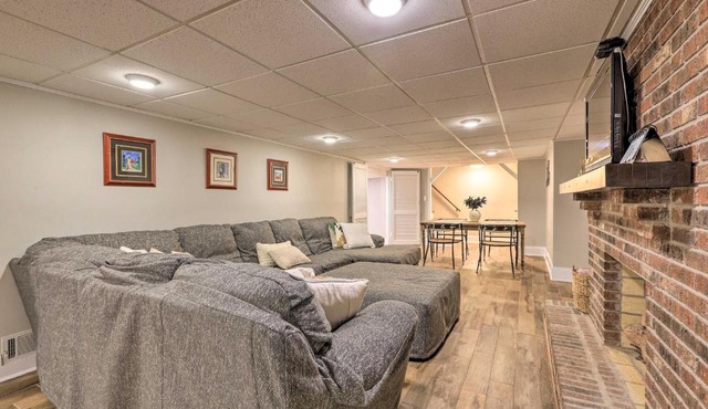 21 Mi to Atlanta Getaway with Fire Pit!