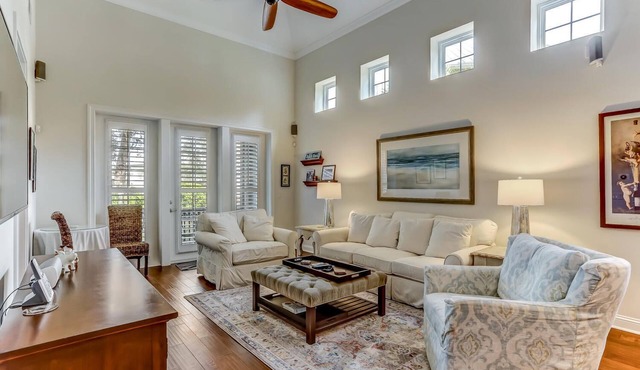 2106 Summerwoods - Pristine Townhome With Just a Short Walk To The Beach!