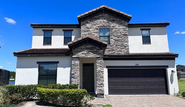 210BP - Balmoral Resort