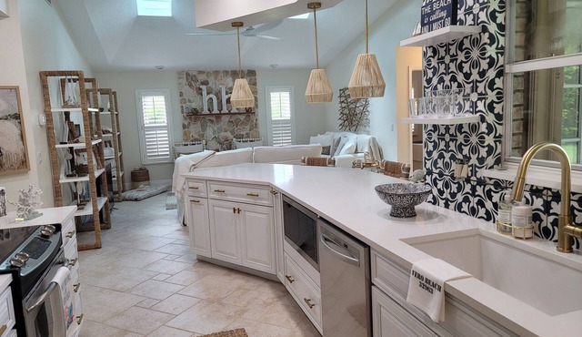 2120 Beach Rental- 500 ft from the Beach - Welcome to Paradise!