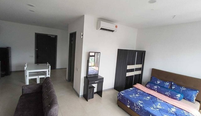 22 Macalisterz By Georgetown Premium New 2025