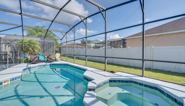 22 Mi to Disney: Kissimmee Home w/Pool & Hot Tub
