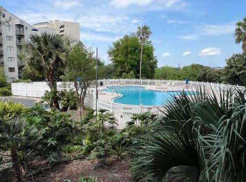 22 -The heart of International Dr - Universal