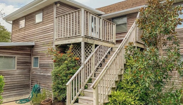 221 Stites Avenue Unit #5(3BR/2BA)Beach Block