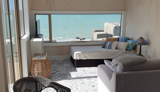 23 By The Sea Absolute Beachfront