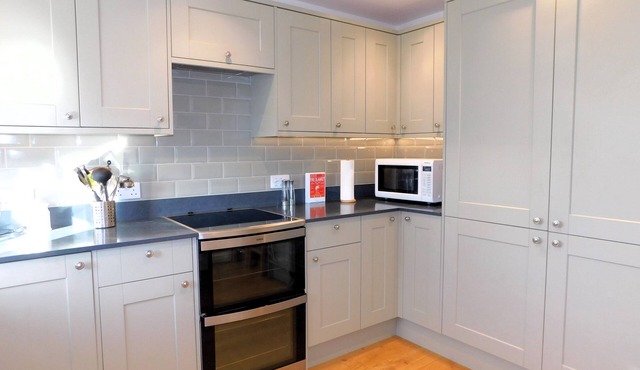 23 Chapel Street - This lovely link-detached house is set in the heart of the countryside village o