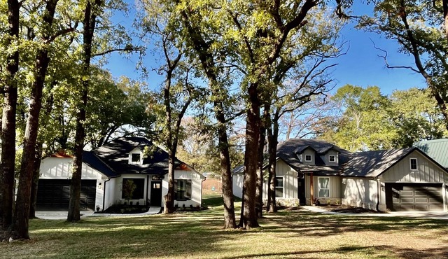 24 Guest Lake Front, Hot Tub, Jet Ski, Boat Rental