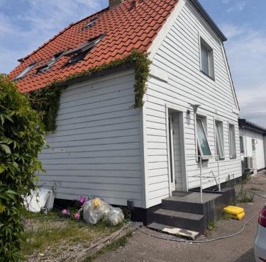 24 h chek in big house