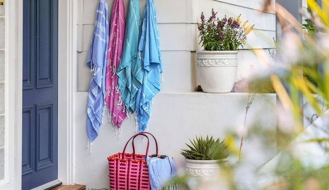 24 HYAM RD HYAMS BEACH - SPECIALS ON NOW