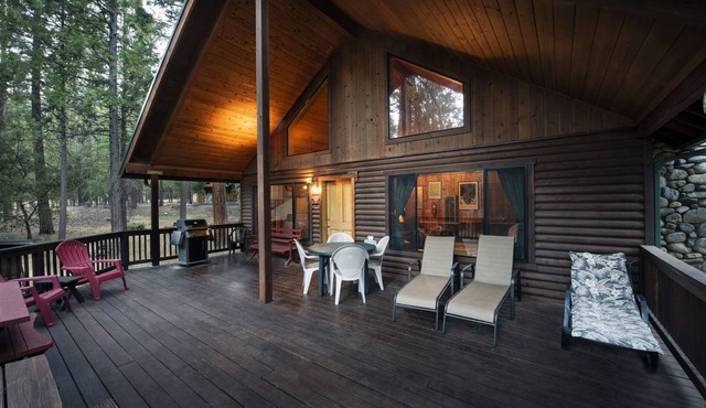 (24) Wawona Cabin at The Redwoods In Yosemite