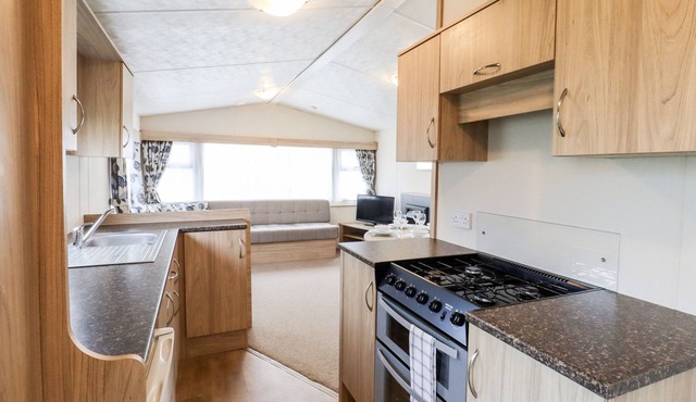 24 WINCHELSEA SANDS HOLIDAY PARK, family friendly in Winchelsea Beach