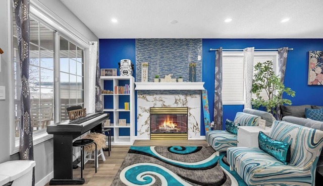 240 Spacious Modern Home w/AC