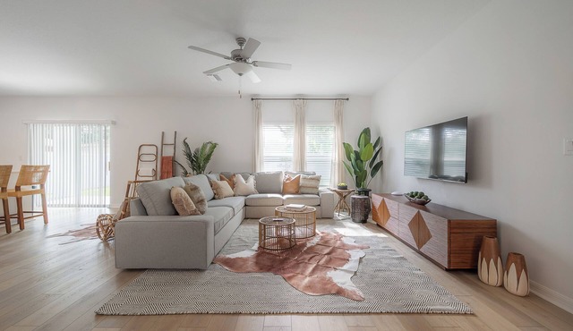 2405 E 19th Ave Summa