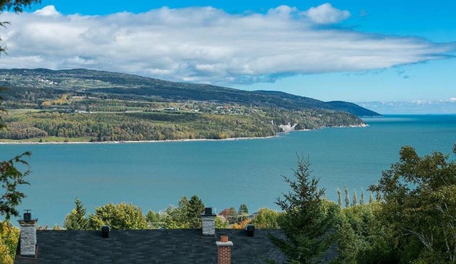 241 - La Côte Fleurie - Les Immeubles Charlevoix