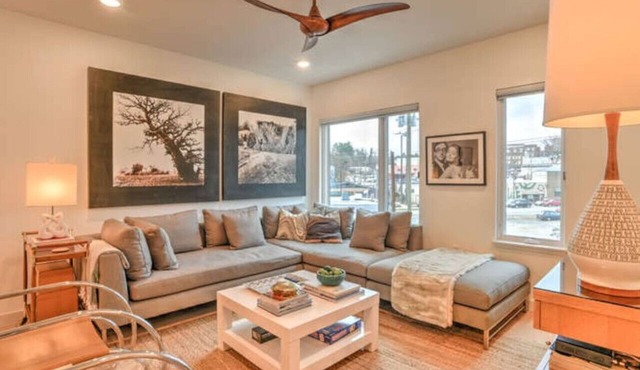 243 Short Coxe Ave Townhome