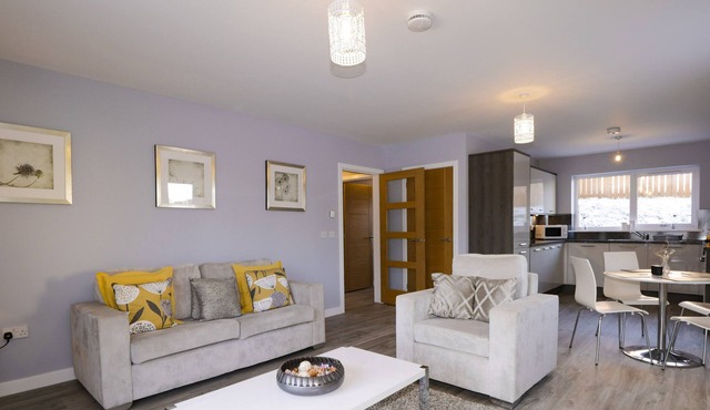 25 AIRD CRESCENT, romantic, with a garden in Inverness