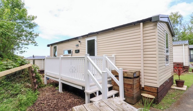 25 MANLEIGH PARK, pet friendly, with a garden in Combe Martin