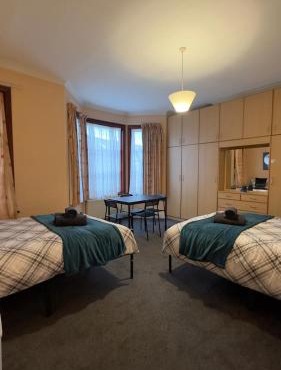 25 Minutes to Central London Rooms 35