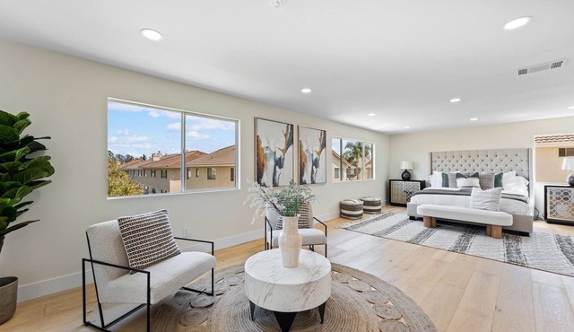 25% OFF Monthly - Spacious Luxury Villa in Irvine