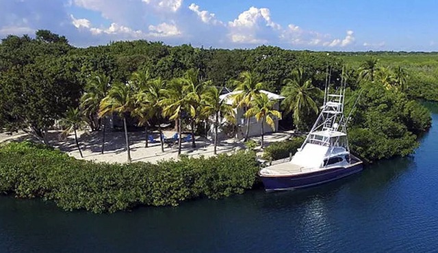 250 ft of deep water frontage