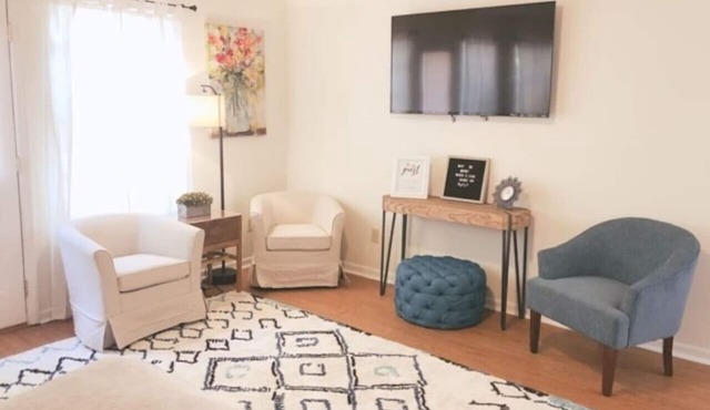 250 Overbrook Drive · Landon's Attached Home