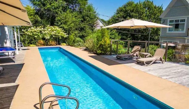 2500' | Front HBR | Lap Pool | DT 5 Min Walk | 3BD