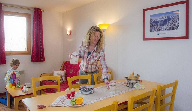 250m from resort center, swimming pool, sauna, terrace, balcony, parking, tv, 35m²