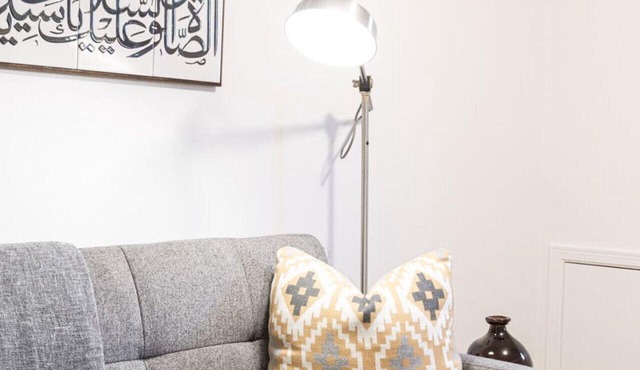 258 Crawford St #2 (Basement Unit) · 1BR Basement suite near DWTN Old Toronto w/Wi-Fi!