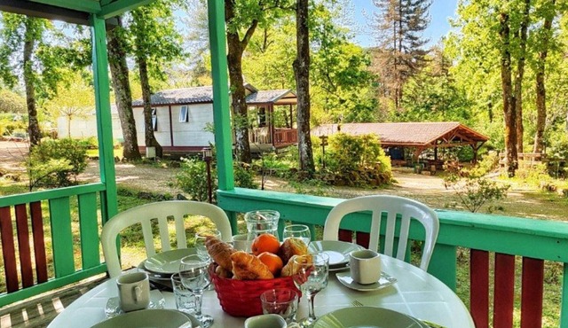 25m² Chalet with Terrace for 5 People