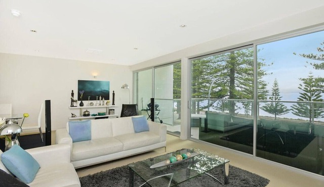 26 The Breeze : Sea Views Right in the Heart of Vi