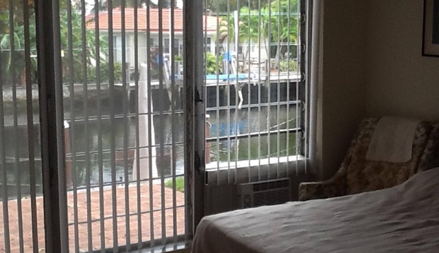 260 Waterfront apartment close to beach
