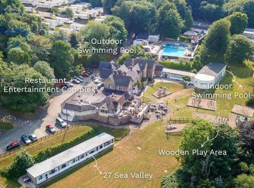 27 Sea Valley Chalet