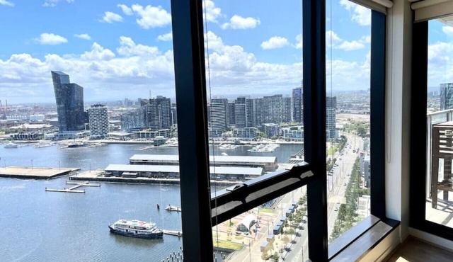 2702/100 Harbour Esplanade D2 · Docklands Harbour 2BR Apt by Readyset Apartments