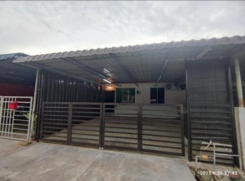 28 Pauh Indah Homestay