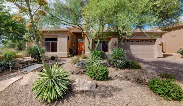 2800sf luxury home on Legend Trail Golf/North Scottsdale/Pool/Spa !