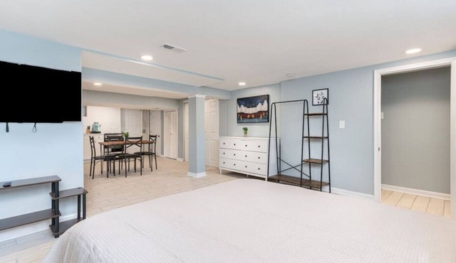 2939 Liberty Basement NEW! · Convenient & Affordable Dundalk Studio!