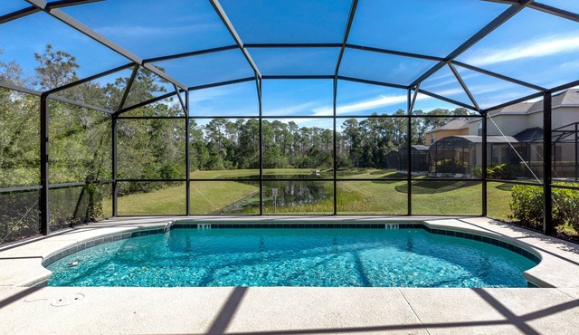299-Fabulous 4 Bed Modern Decor Villa with Private Pool Overlooking Water View!
