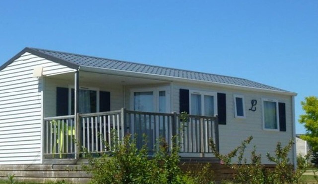 29m² Mobile Home with Terrace in Loudéac