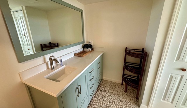 2b/2b Beachfront Oceanview with POOL