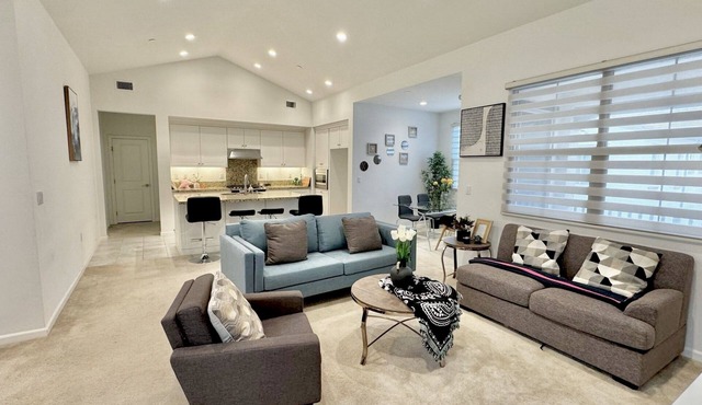 2B2B Cozy Home /Irvine New Condonn