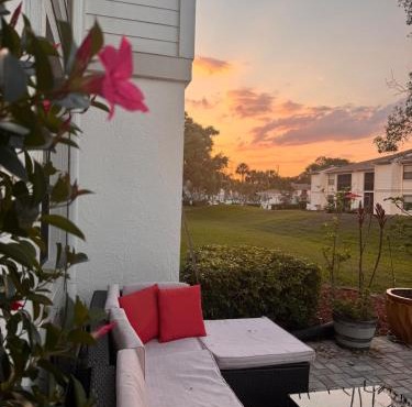2B2B Heated Pool Cozy Condo