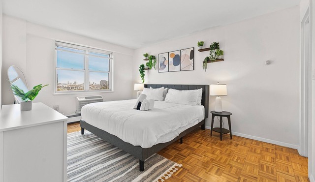 2bd/1.5ba Next to BU 9013