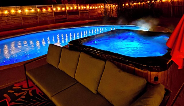 2Bd 2 ba Heated Pool&Hot Tub