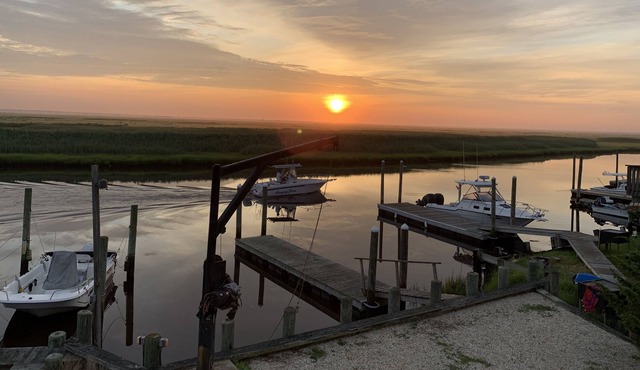 2BD 2 BATH 2 BOAT SLIP