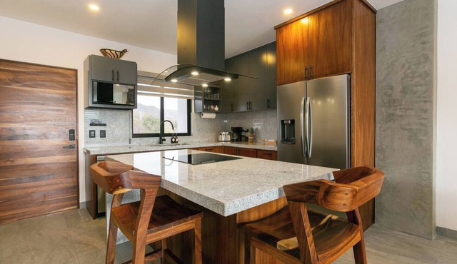 2BD/2BA Ground Floor NEW Condo