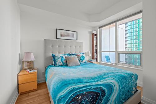 2BD 2BR Panoramic View Sheppard Metro Free parking in Downtown Toronto