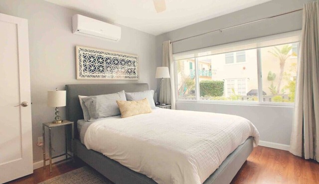 2bd Beach House|30 Steps to the Sand + AC